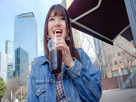 中出しするだけの簡単なお仕事 ぽっちゃり肉感GカップJDるな22歳 サンプル動画サムネイル